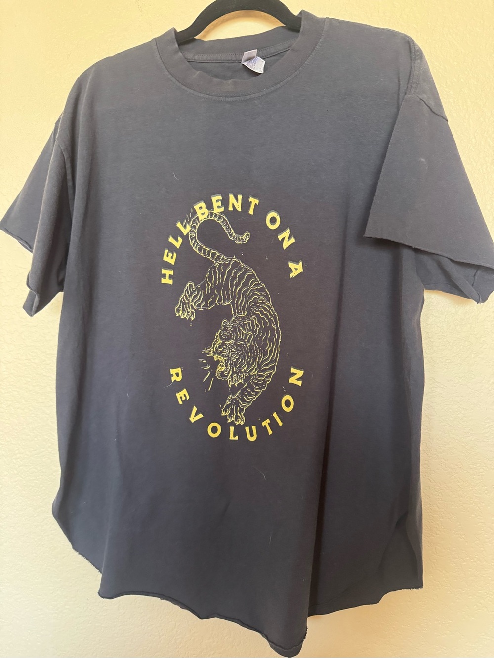 ALL TEES for $35 Penny Forevee - Picture 4 of 11